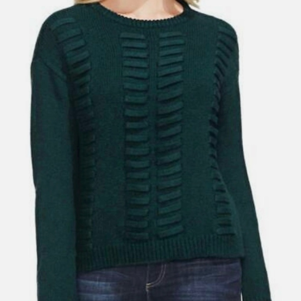 VINCE CAMUTO Lace Through Hunter
Green Knit Sweater